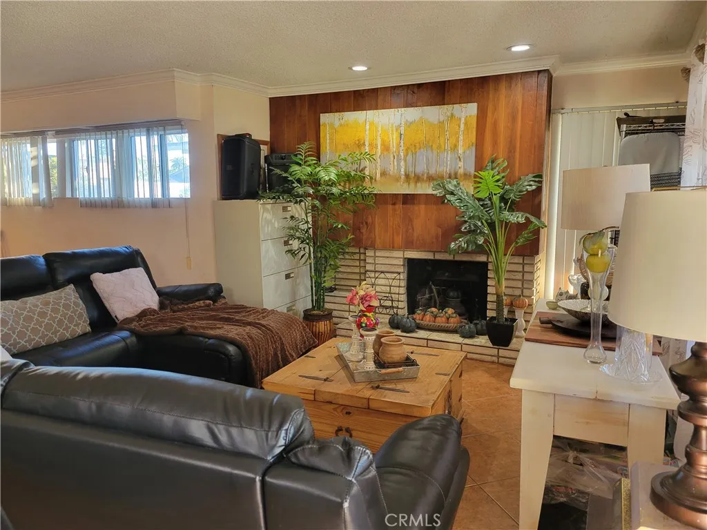 Additional image 5 of 1934 Vineyard, Los Angeles, CA 90016