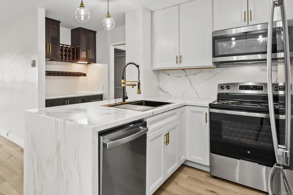 Additional image 3 of 1855 Diamond Street Unit 5-230, San Diego, CA 92109