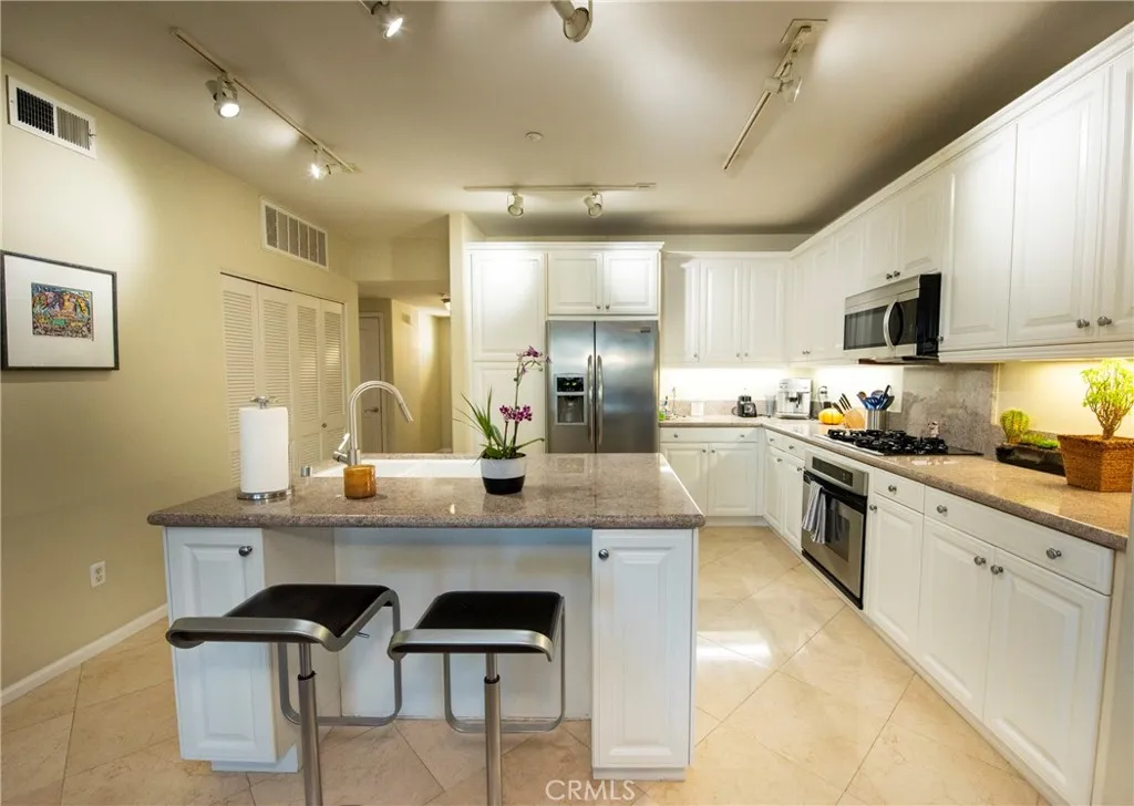 Additional image 42 of 1400 E Ocean Blvd Unit 2410, Long Beach, CA 90802