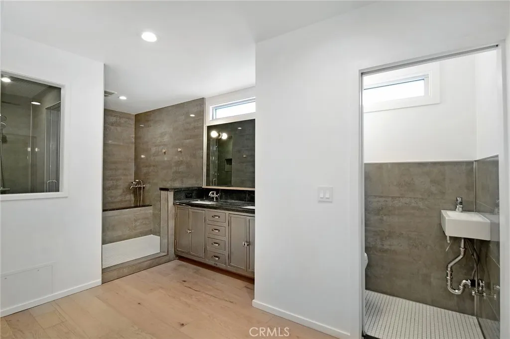 Additional image 27 of 4676 Arriba Drive, Tarzana, CA 91356