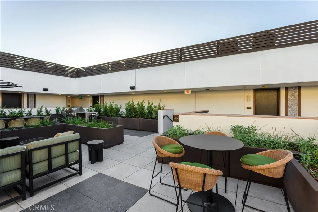 Additional image 63 of 1333 S Orange Grove Avenue Unit 205, Los Angeles, CA 90019