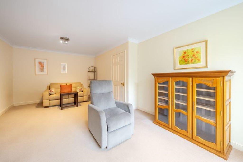 Additional image 5 of Batchwood View, St. Albans