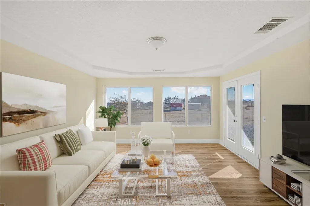 Additional image 10 of 10575 Tumbleweed Rd, Phelan, CA 92371