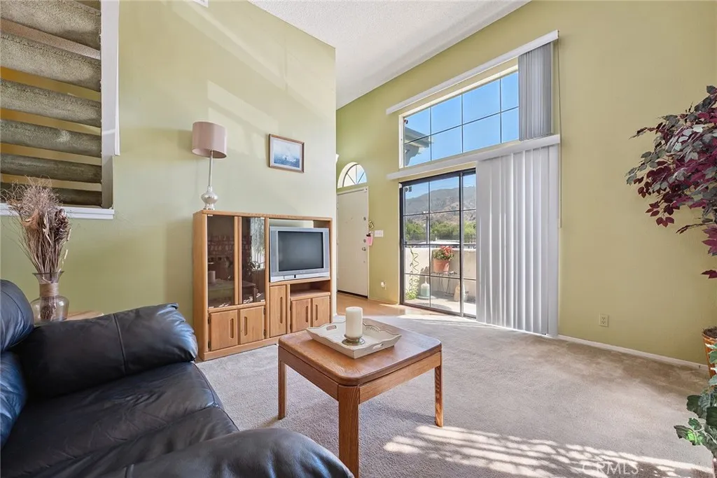 Additional image 4 of 14325 Foothill Boulevard Unit 34, Sylmar, CA 91342