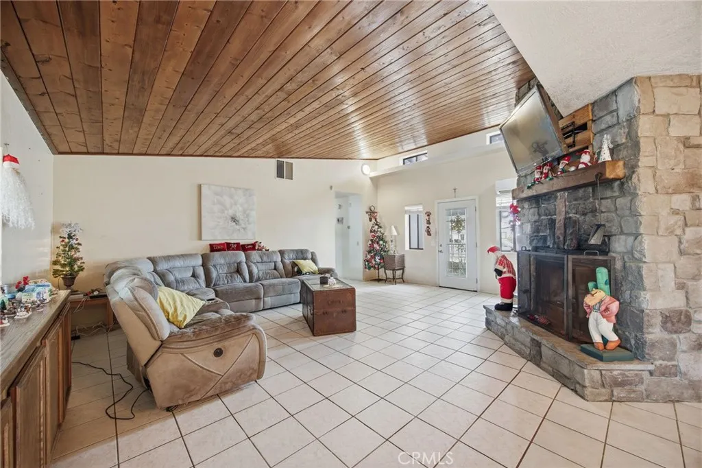 Additional image 6 of 7725 Sahara Ave, 29 Palms, CA 92277