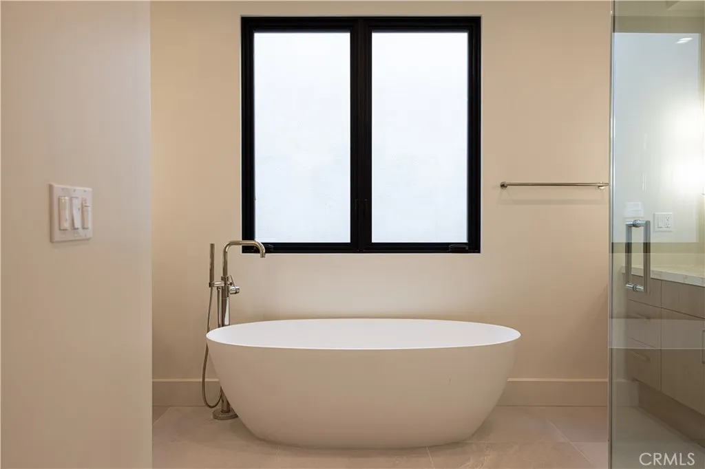 Additional image 72 of 404 16th Street, Manhattan Beach, CA 90266