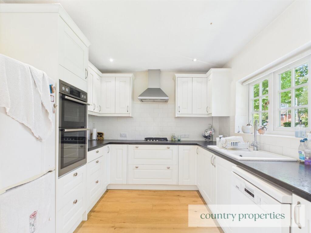 Additional image 10 of Barleycroft Road, Welwyn Garden City, AL8