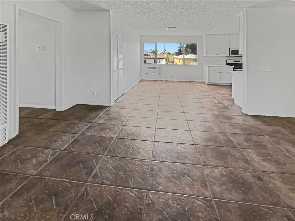 Additional image 18 of 8800 Cedros Unit 209, Panorama City, CA 91402