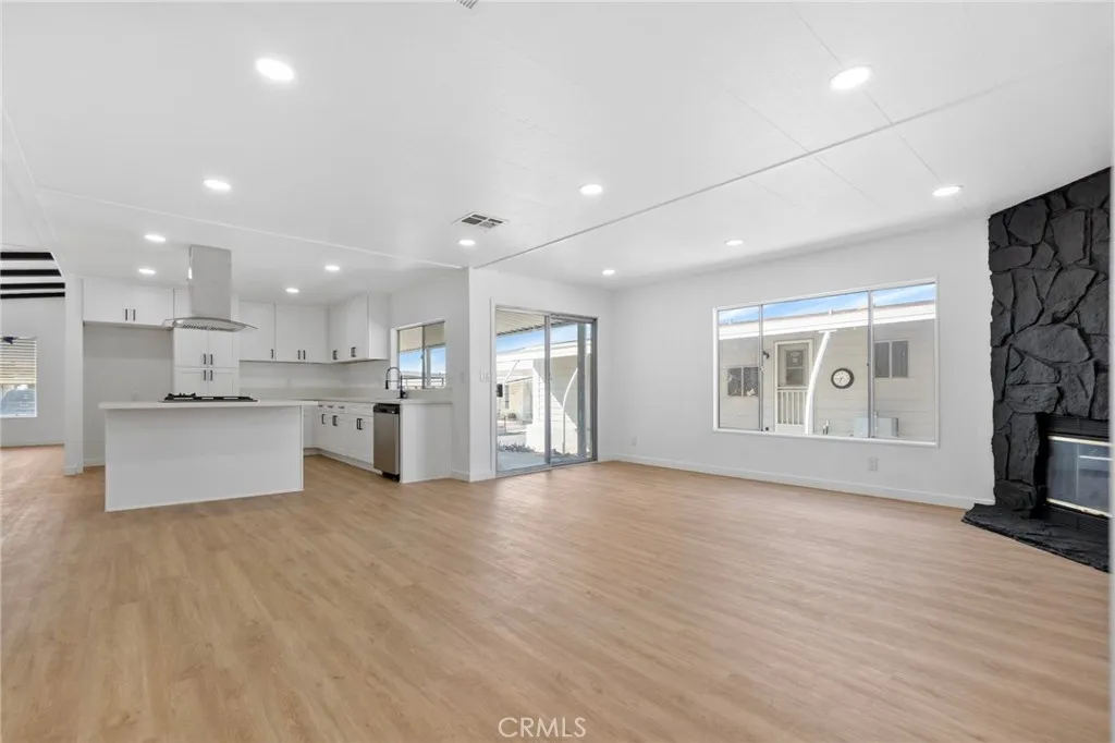 Additional image 24 of 11730 Whittier Boulevard Unit 55, Whittier, CA 90601
