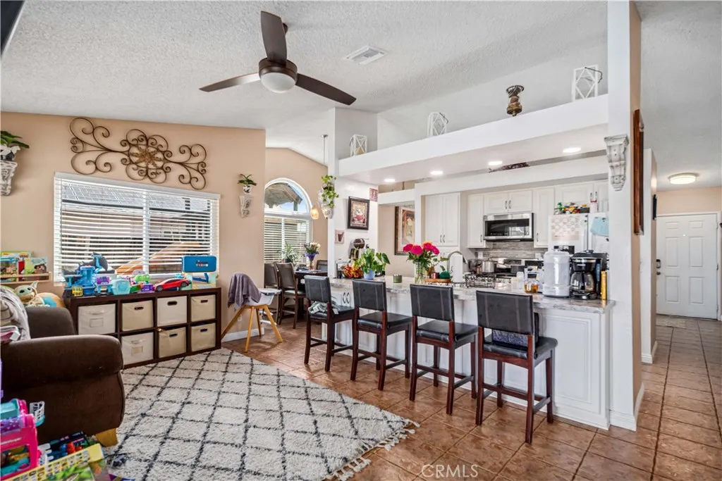 Additional image 51 of 1335 Samra Avenue, Lancaster, CA 93535