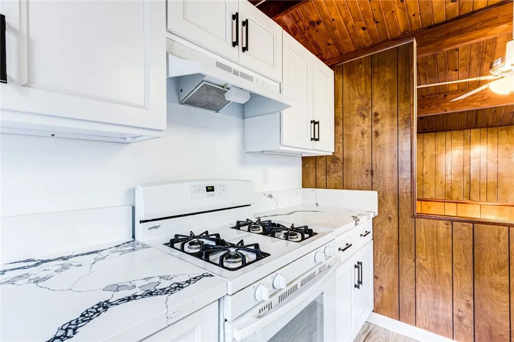 Additional image 12 of 389 Dorn Drive, Crestline, CA 92325