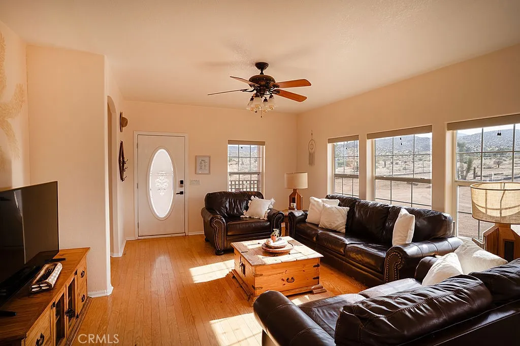 Additional image 13 of 2995 Ox Yoke Rd, Pioneertown, CA 92268