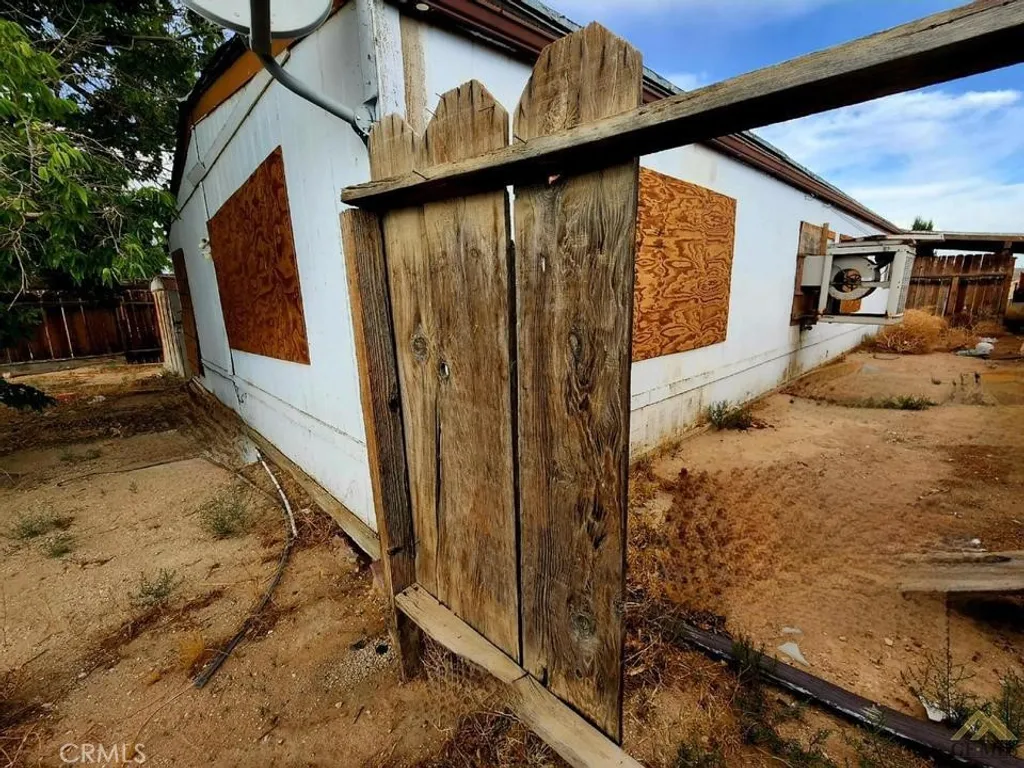 Additional image 17 of 330 Morning Glory Drive, California City, CA 93505