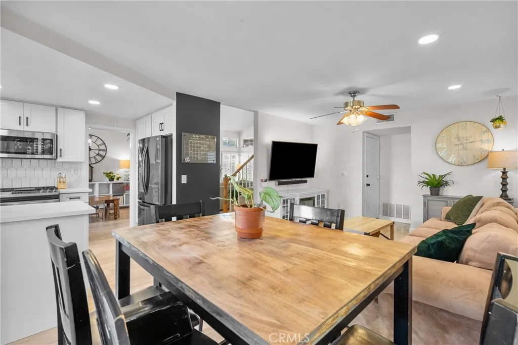 Additional image 12 of 21625 Farmington Ln, Saugus, CA 91350