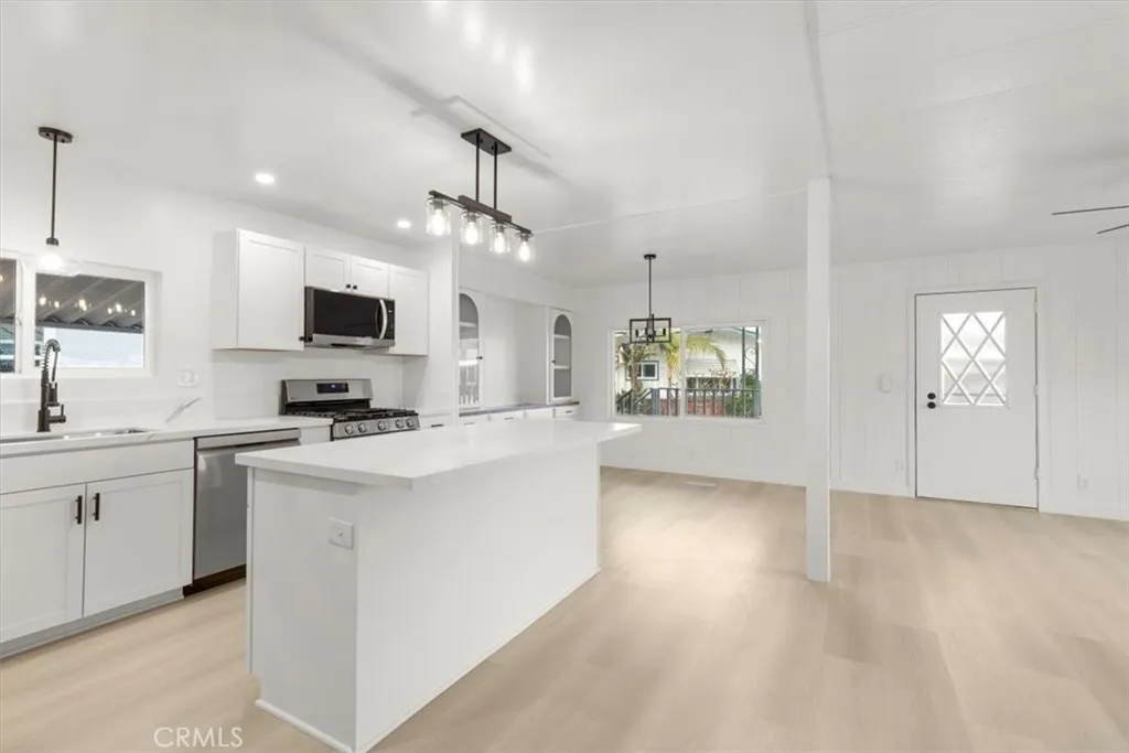 Additional image 6 of 80 Huntington St Unit 701, Huntington Beach, CA 92648