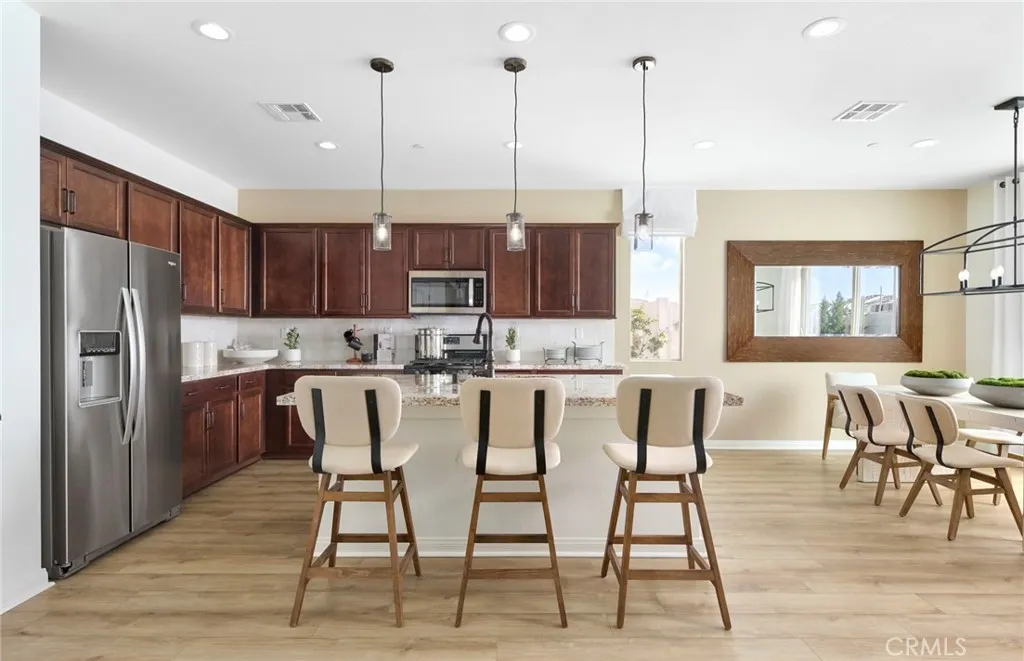 Additional image 4 of 739 Spyglass Court, Perris, CA 92571