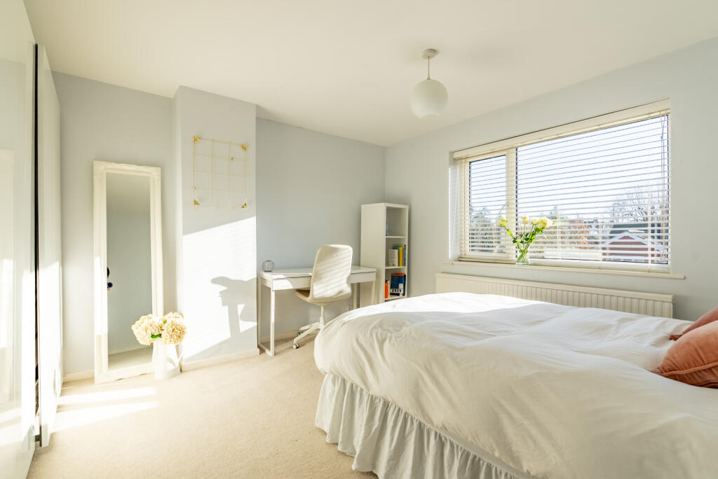 Additional image 12 of Broadfields, Harpenden, Hertfordshire, AL5