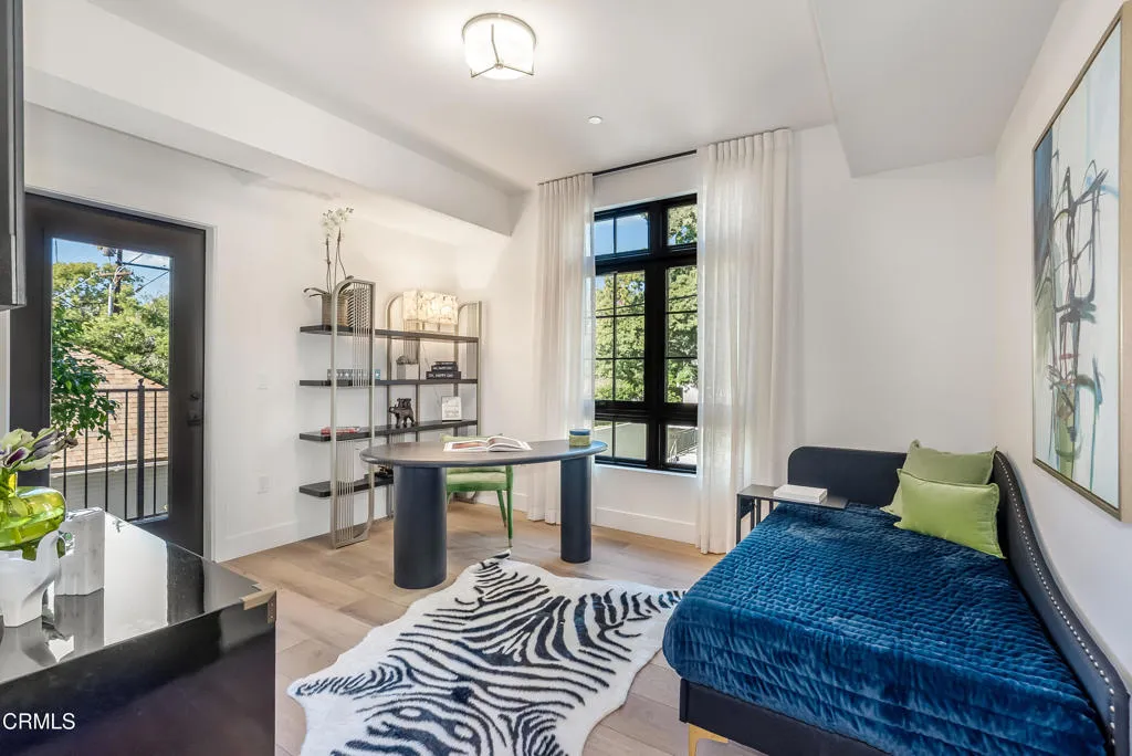 Additional image 57 of 139 S Oak Knoll Avenue Unit 203, Pasadena, CA 91101