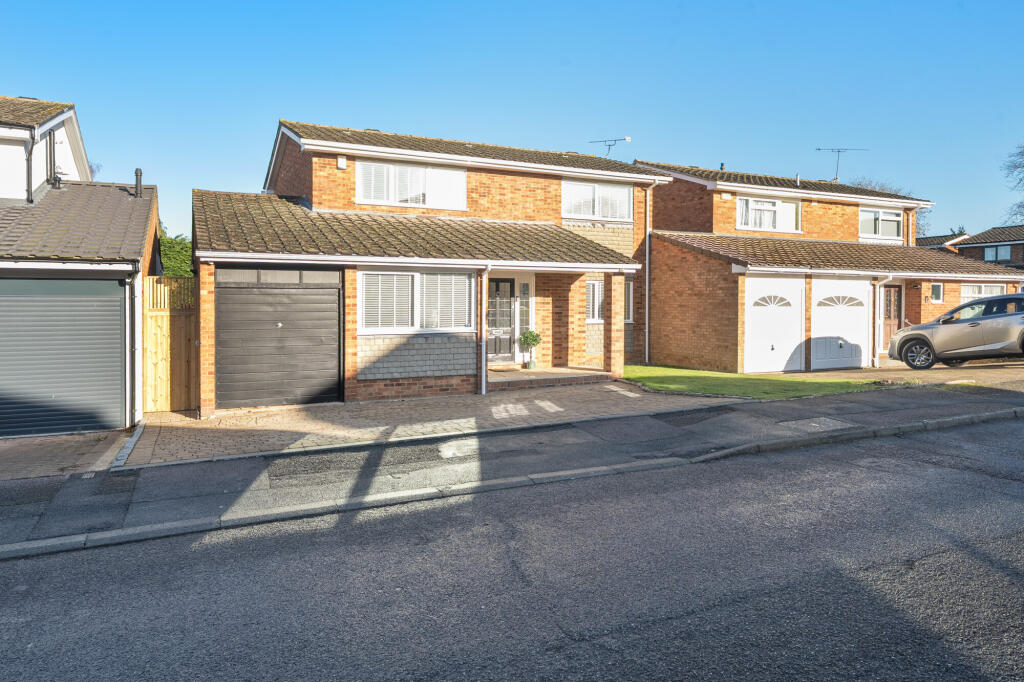 Additional image 20 of Carpenders Close, Harpenden, AL5