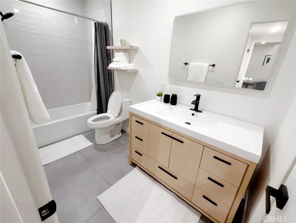 Additional image 10 of 1745 Camino Palmero St Unit 537, Los Angeles, CA 90046