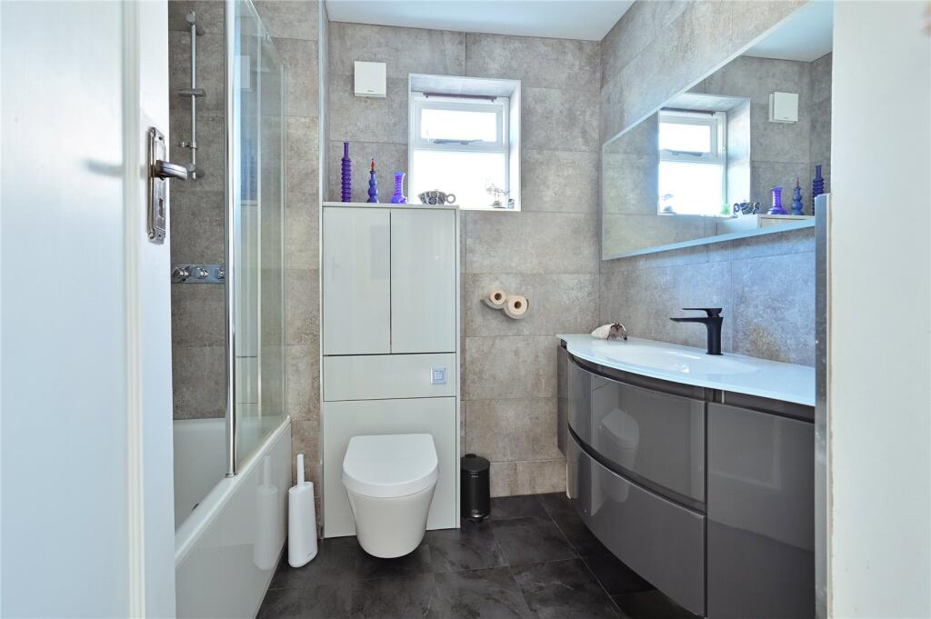 Additional image 9 of Oakwood Drive, St. Albans, Hertfordshire