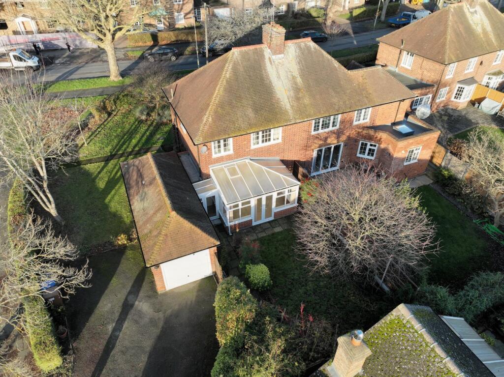 Additional image 31 of Barleycroft Road, Welwyn Garden City, AL8