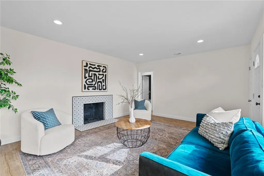 Additional image 48 of 18725 Covello, Reseda, CA 91335