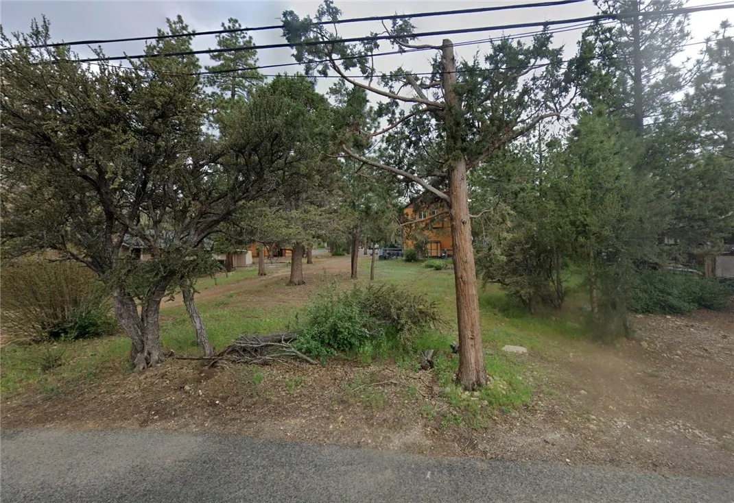 Additional image 2 of 568 Highland Avenue, Sugarloaf, CA 92386