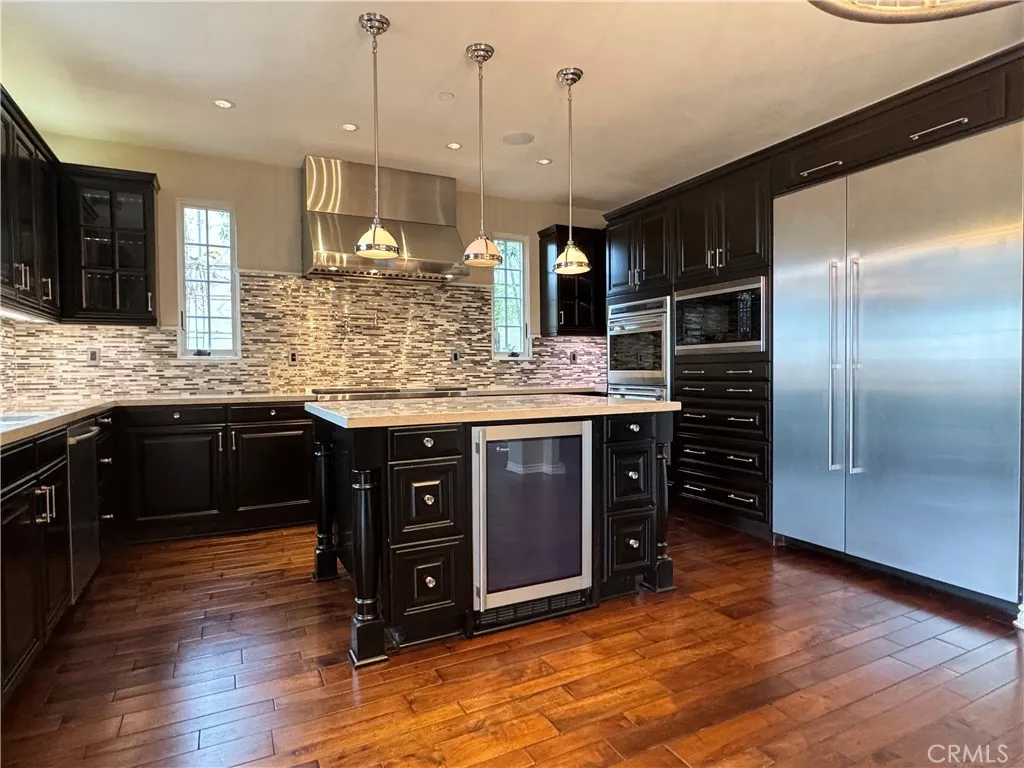 Additional image 4 of 19 Momento, Irvine, CA 92603