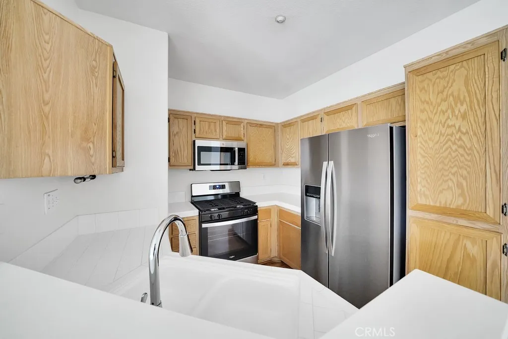 Additional image 4 of 1402 Elk Grove, Irvine, CA 92618