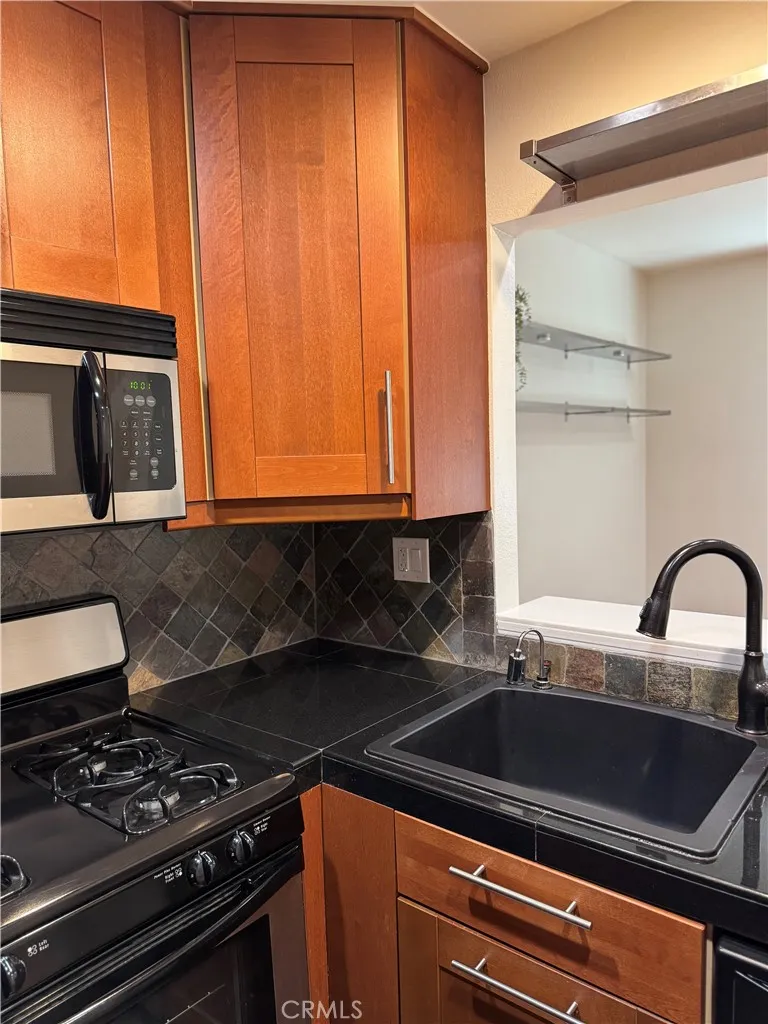 Additional image 44 of 16 Andarrios Unit 13, Rancho Santa Margarita, CA 92688