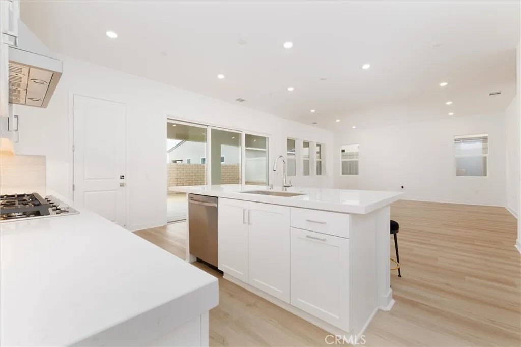 Additional image 11 of 24510 Via La Sombrilla, Valencia, CA 91354