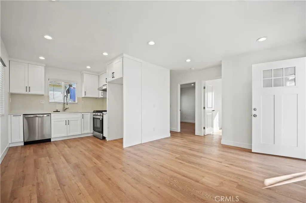 Additional image 10 of 116 E Alberta Street, Anaheim, CA 92805