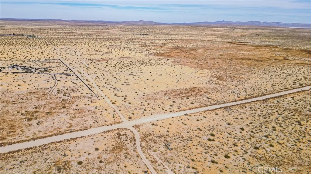 Additional image 9 of 227 P Avenue E, Black Butte, CA 93591