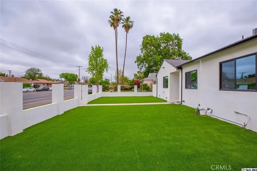 Additional image 4 of 10424 Woodley Avenue, Granada Hills, CA 91344