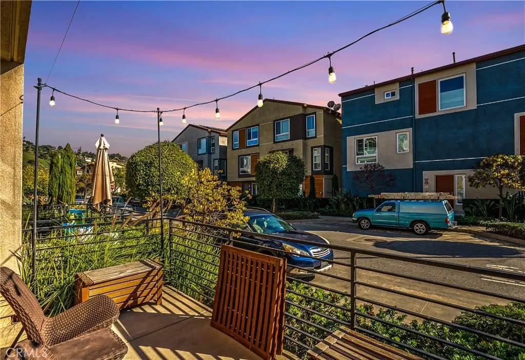 Additional image 34 of 2700 E.Chaucer Street Unit 2, Los Angeles, CA 90065