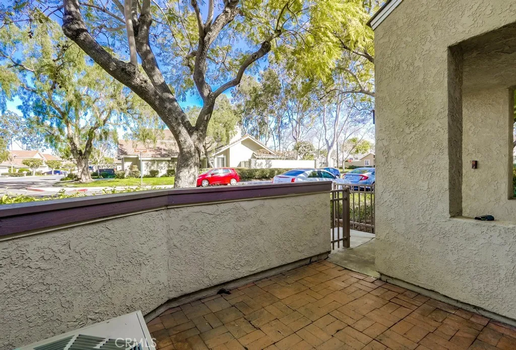 Additional image 4 of 38 Springacre, Irvine, CA 92614