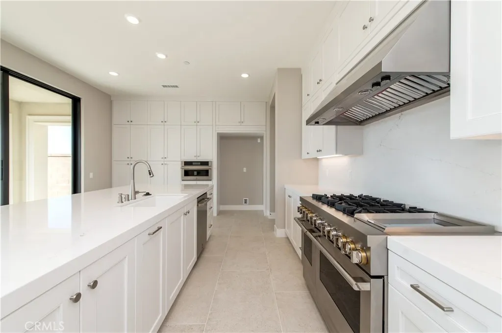 Additional image 17 of 457 Treeline, Irvine, CA 92602