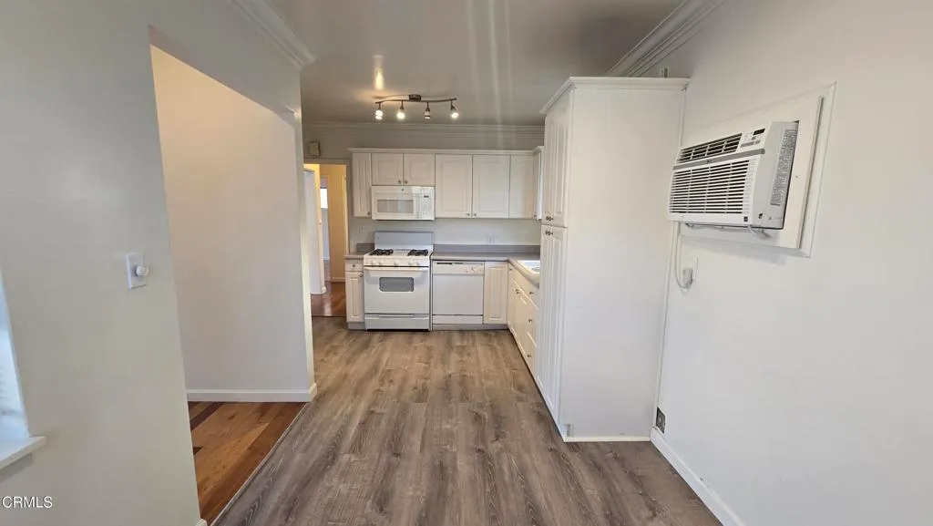 Additional image 8 of 1483 N Altadena Drive, Pasadena, CA