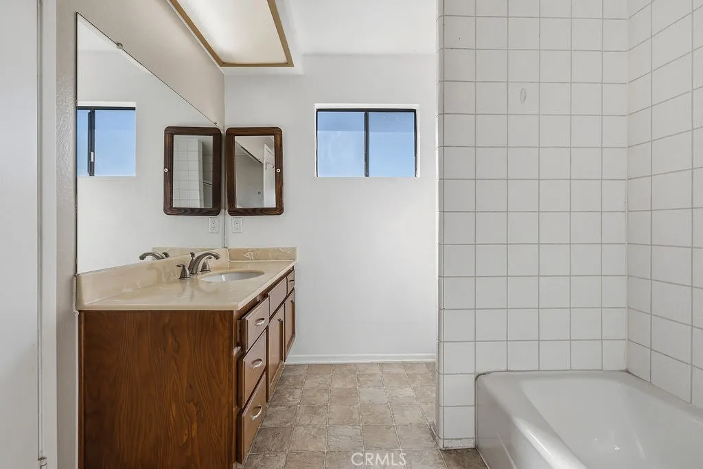 Additional image 59 of 7231 Balboa Unit A, Lake Balboa, CA 91406