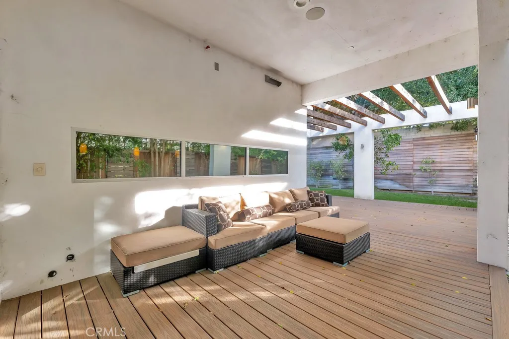 Additional image 78 of 16518 Moorpark Street, Encino, CA 91436