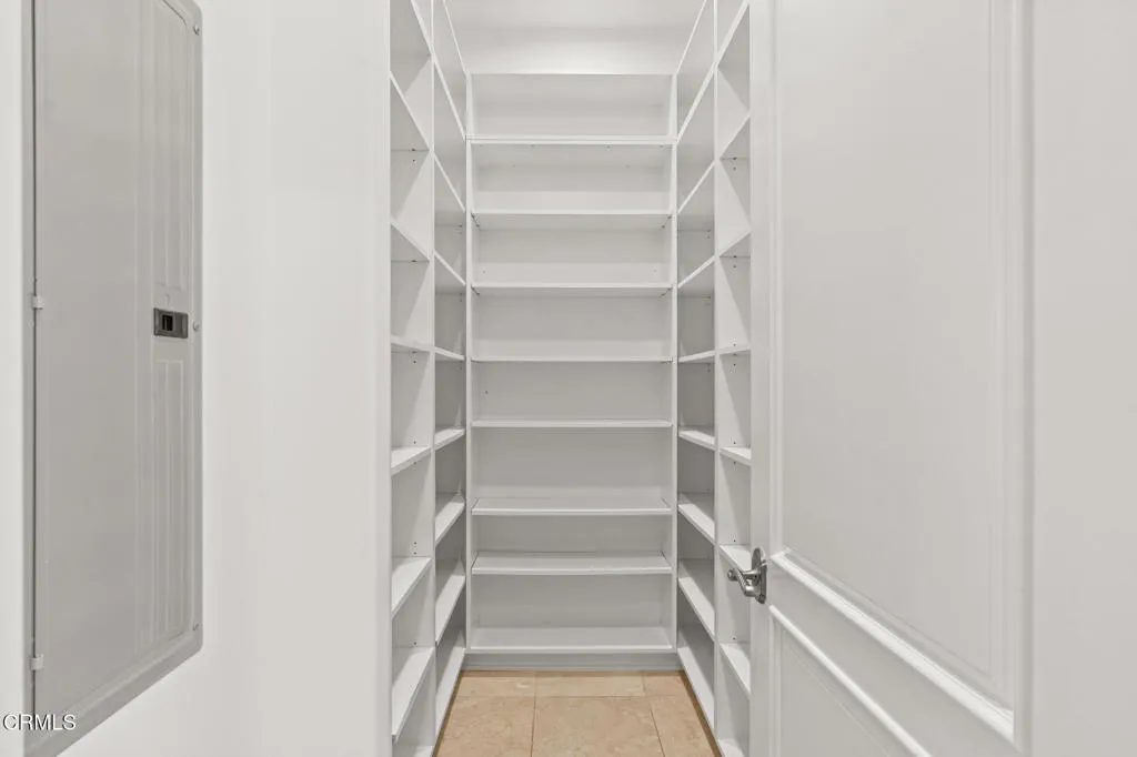 Additional image 20 of 1571 N Bundy Drive, Los Angeles, CA 90049