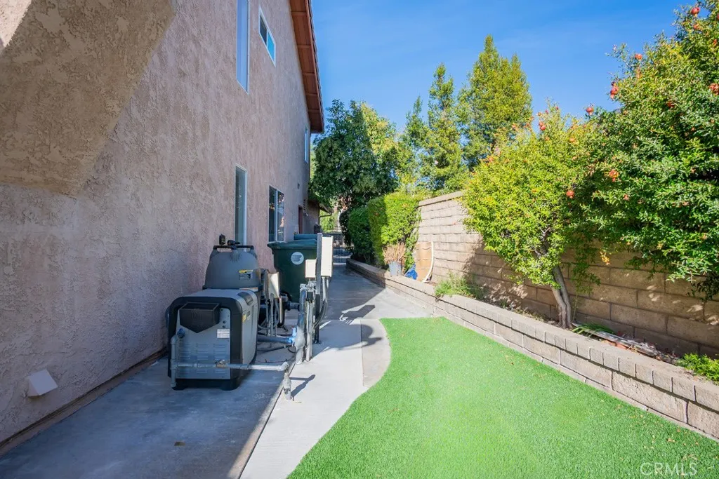 Additional image 106 of 20558 Romar Ln, Los Angeles, CA 91350