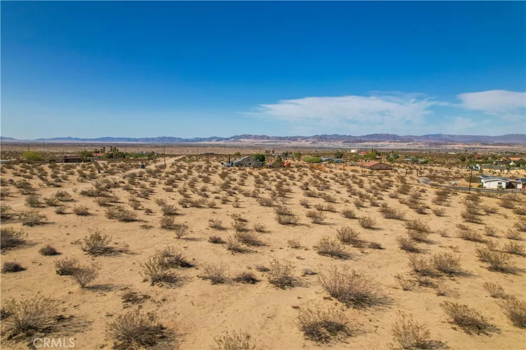 Additional image 33 of 10 Noels Knoll, 29 Palms, CA 92277