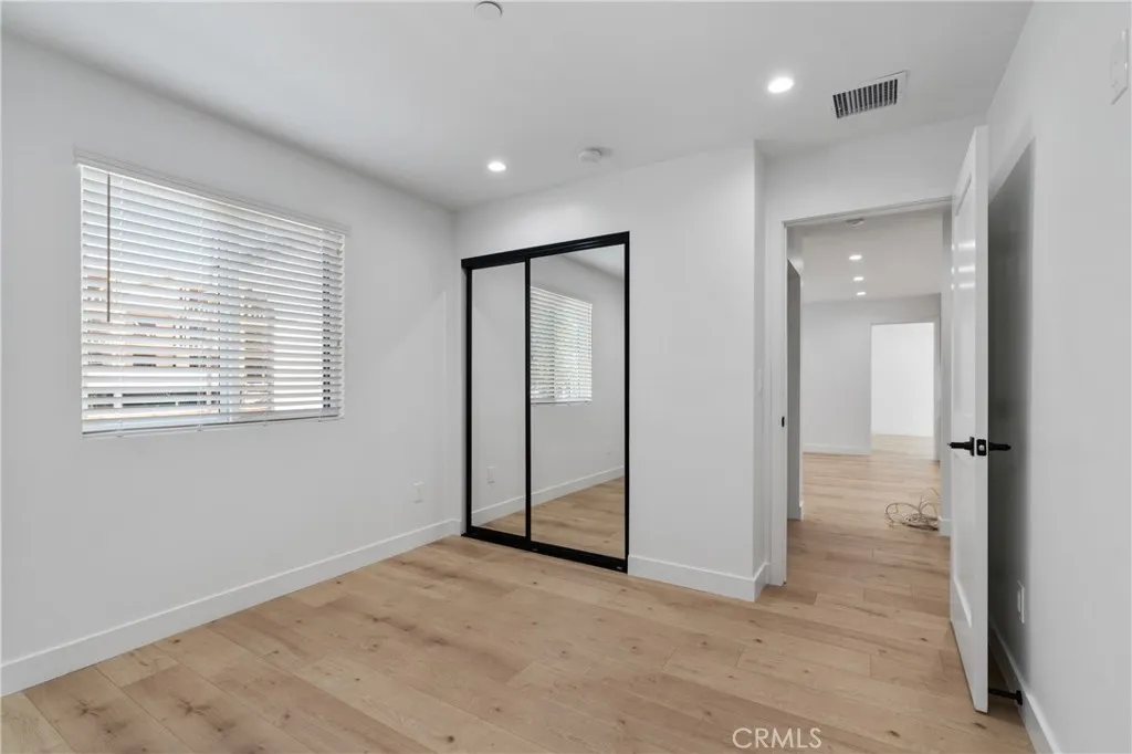 Additional image 15 of 11140 Woodley Avenue Unit 1/2, Granada Hills, CA 91344