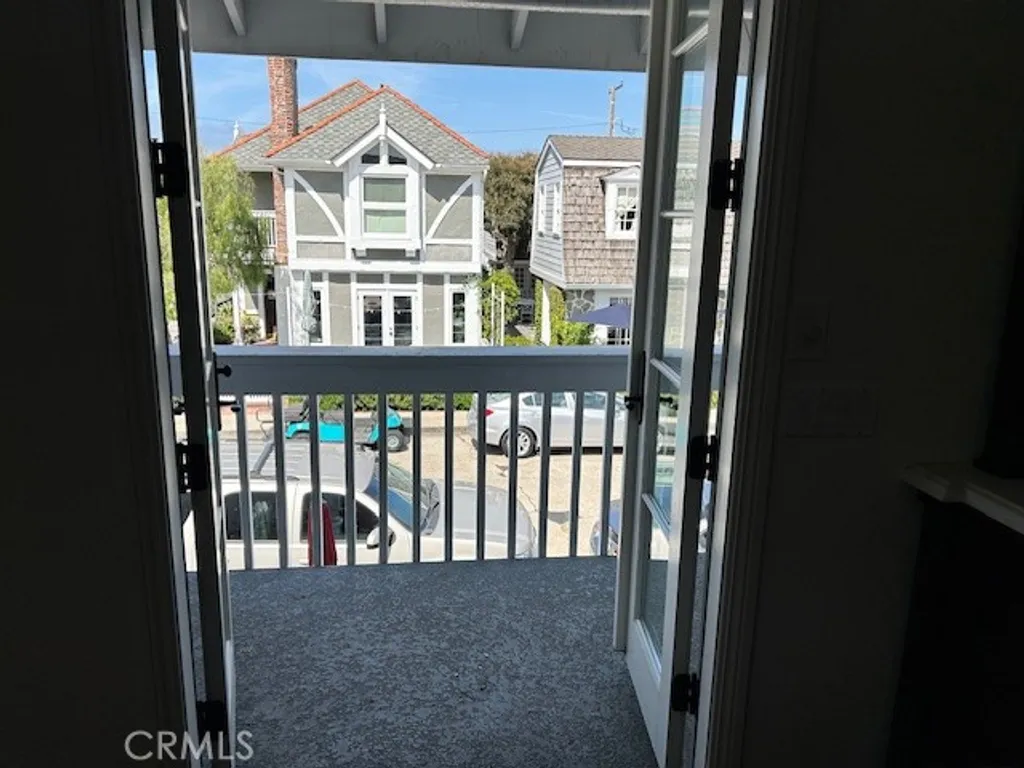 Additional image 13 of 300 Apolena Avenue, Newport Beach, CA 92662