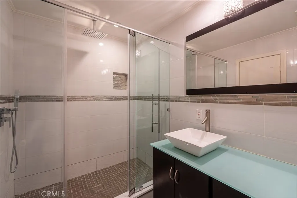 Additional image 15 of 1236 N Columbus Ave, Glendale, CA 91202