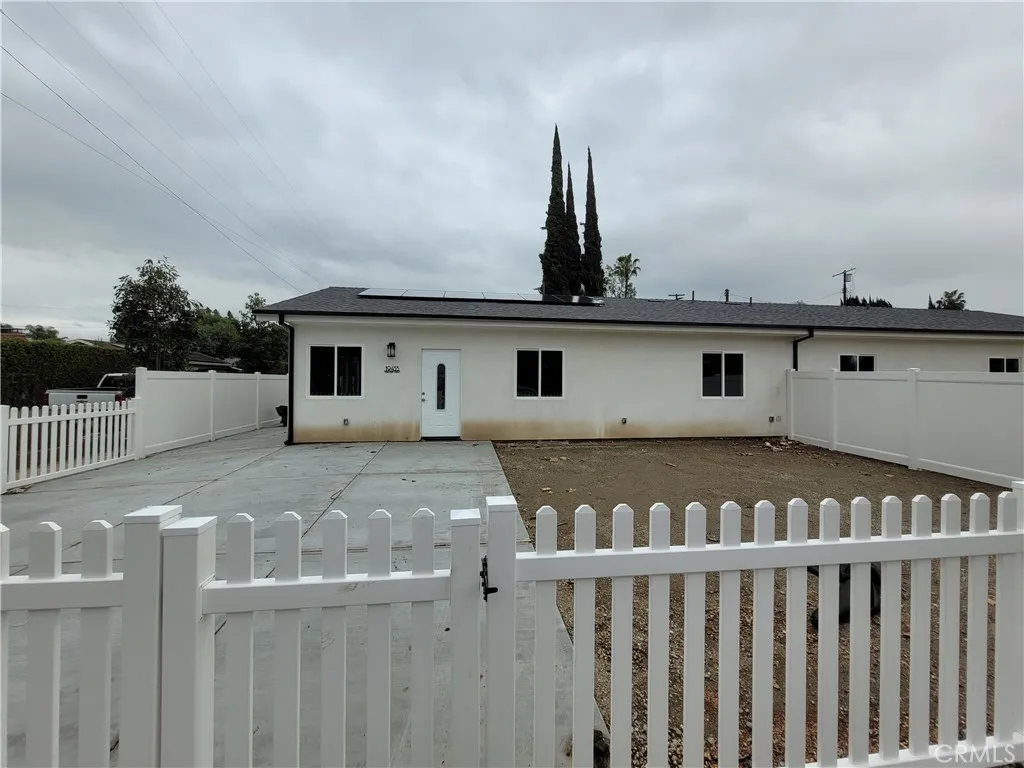 Additional image 2 of 19455 Strathern Street, Reseda, CA 91335