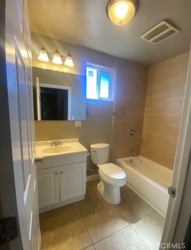 Additional image 21 of 635 E 79th St, Los Angeles, CA 90001