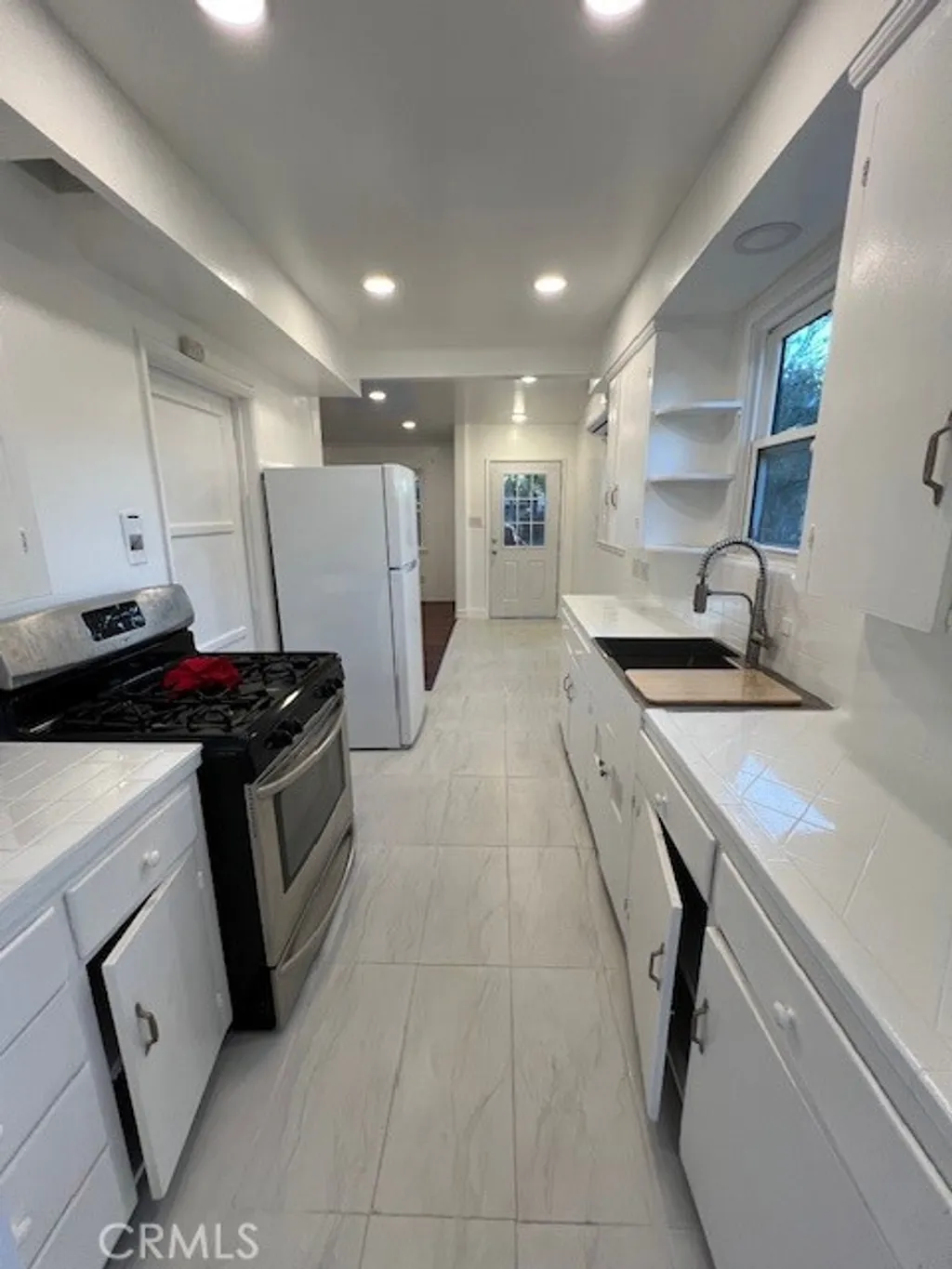 Additional image 7 of 101 E Montana St, Pasadena, CA 91103